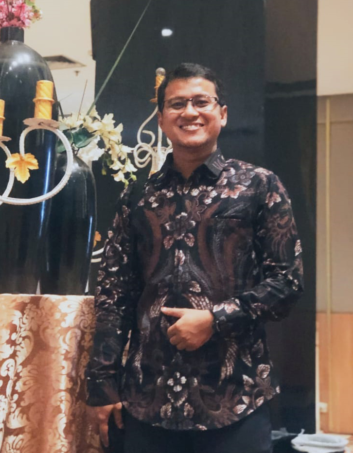 Foto Catur Eri Gunawan, M.Cs. crop - 1 - Catur Eri Gunawan